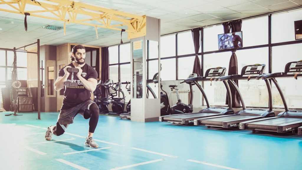 Aras Bodybuilding Club is one of the most modern clubs in Karaj, consisting of 6 separate floors for training and bodybuilding.
This project was photographed by Sam Moqadam in 2018.